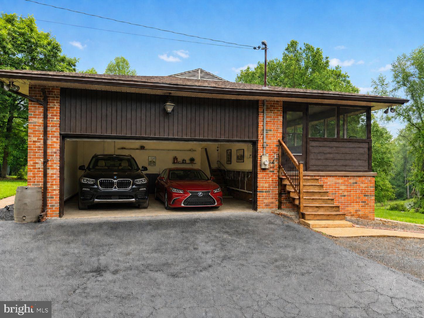 NOB HILL ESTATES - Residential