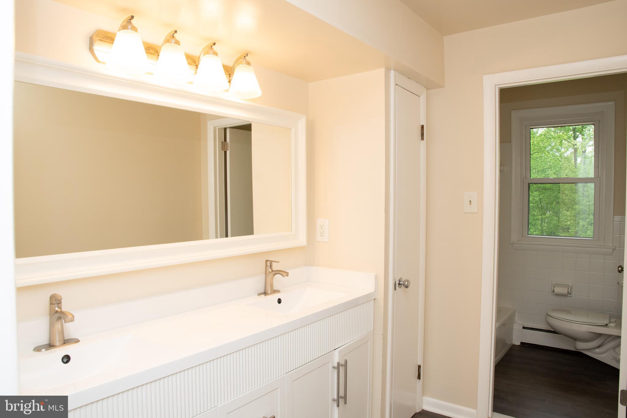 NOB HILL ESTATES - Residential