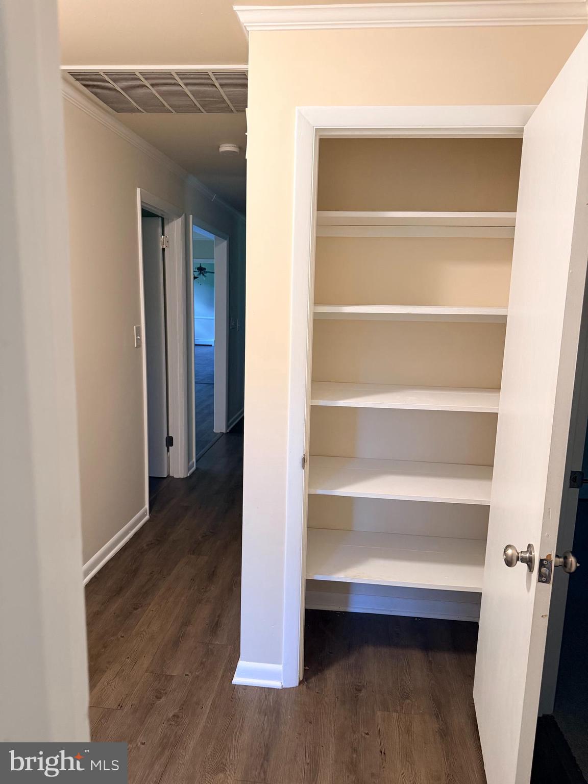 NOB HILL ESTATES - Residential