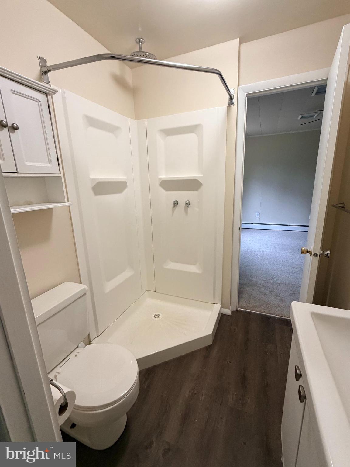 NOB HILL ESTATES - Residential