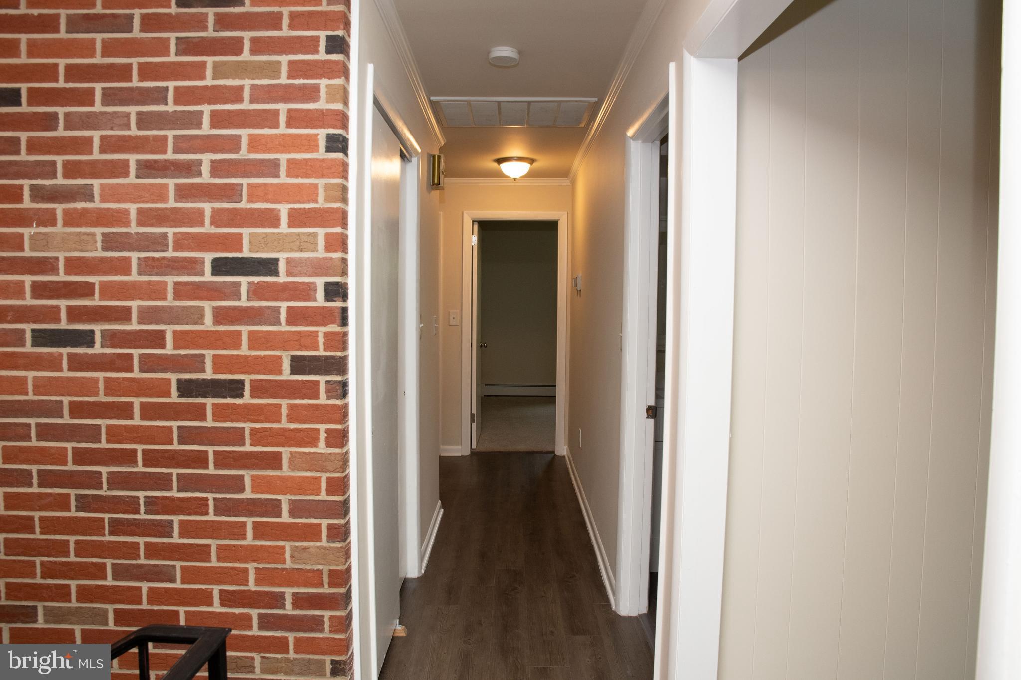NOB HILL ESTATES - Residential