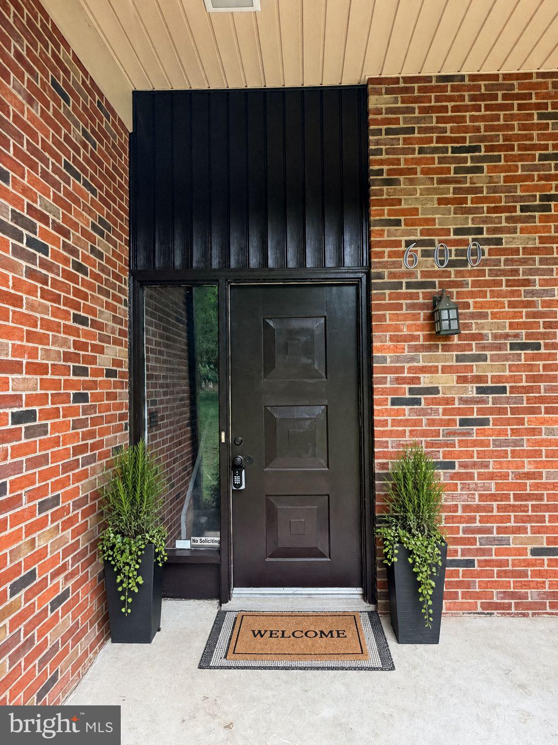 NOB HILL ESTATES - Residential