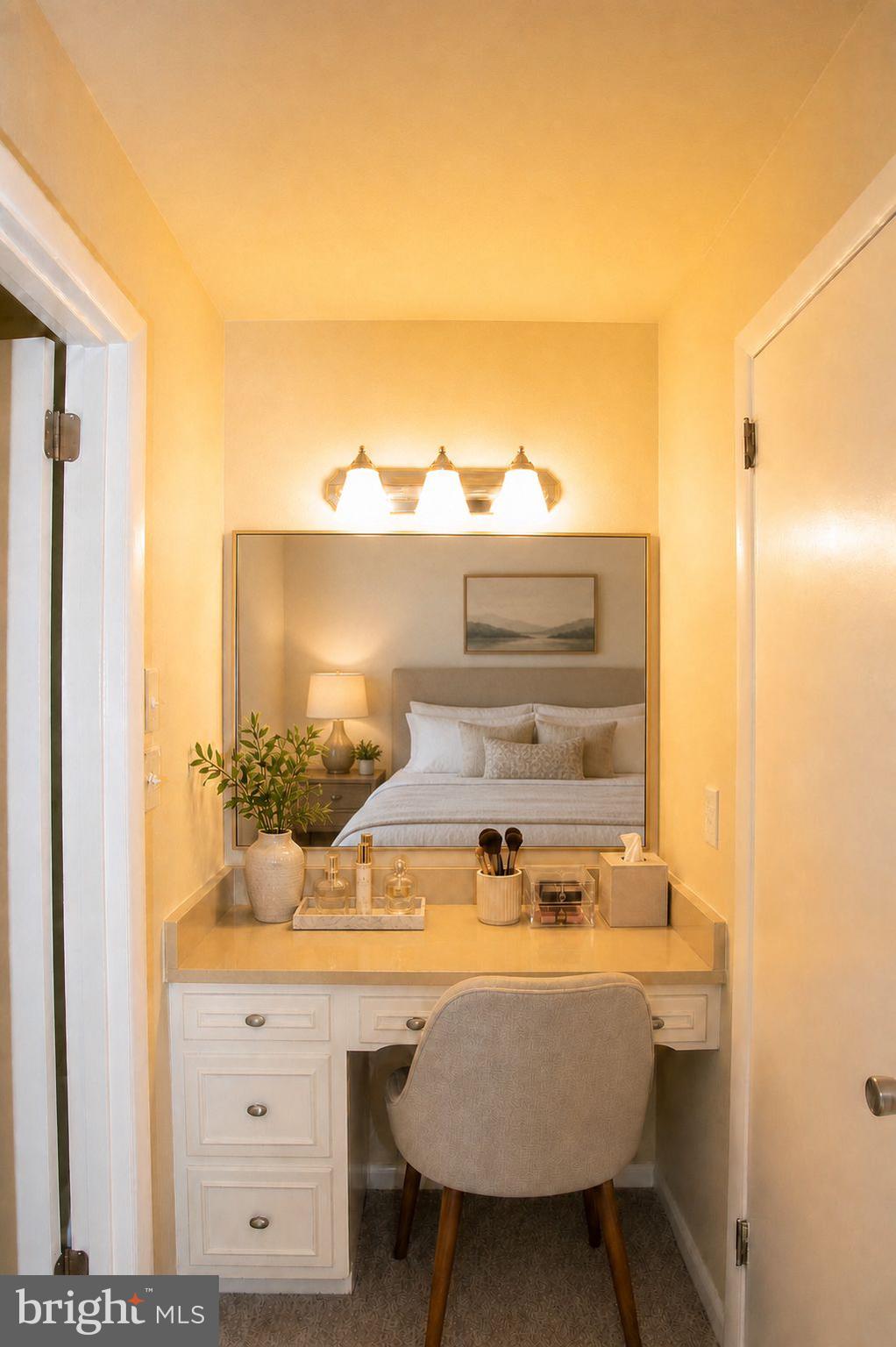 NOB HILL ESTATES - Residential
