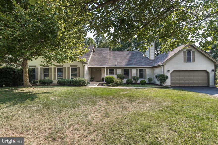 Beautiful Rancher in Maryvale! Shows like a model home! On the main level there are 3BRs & 2 Full Baths! Neutral Paint! HW Floors in Foyer, Family Room & Kitchen. Vaulted Ceilings, Slate Surround Wood Burning FP in Fam Rm. Kitchen Updated w/Quartz Counters, White Cabinets, SS Refrig. & D/W,  LL has 4th BR, Rec Room, Full Bath, & More! Updated Bathrooms, Roof 2008, New HWH, HVAC 4.5 Yrs Old, Garage