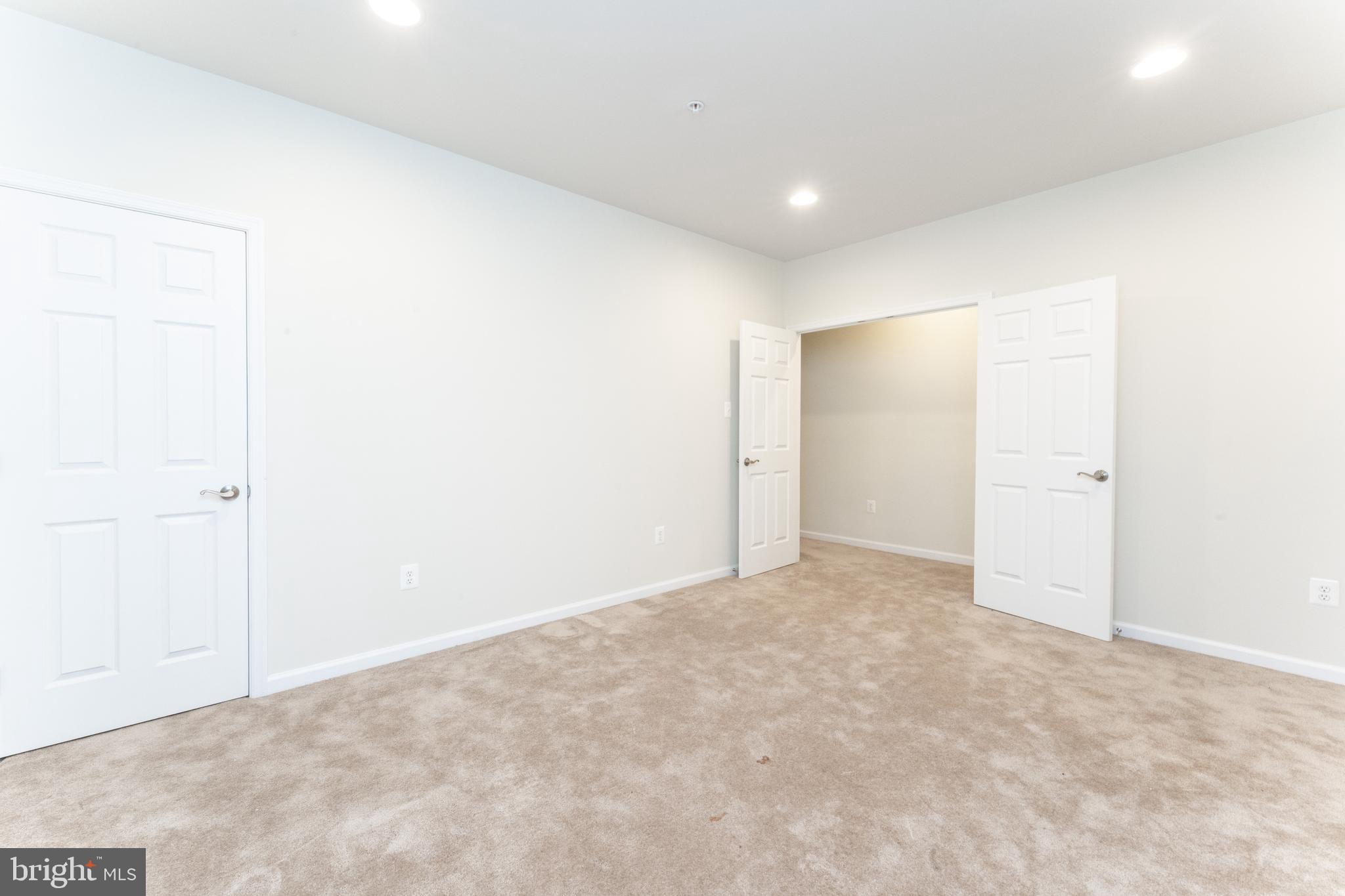 PARKSIDE AT WESTPHALIA - Residential