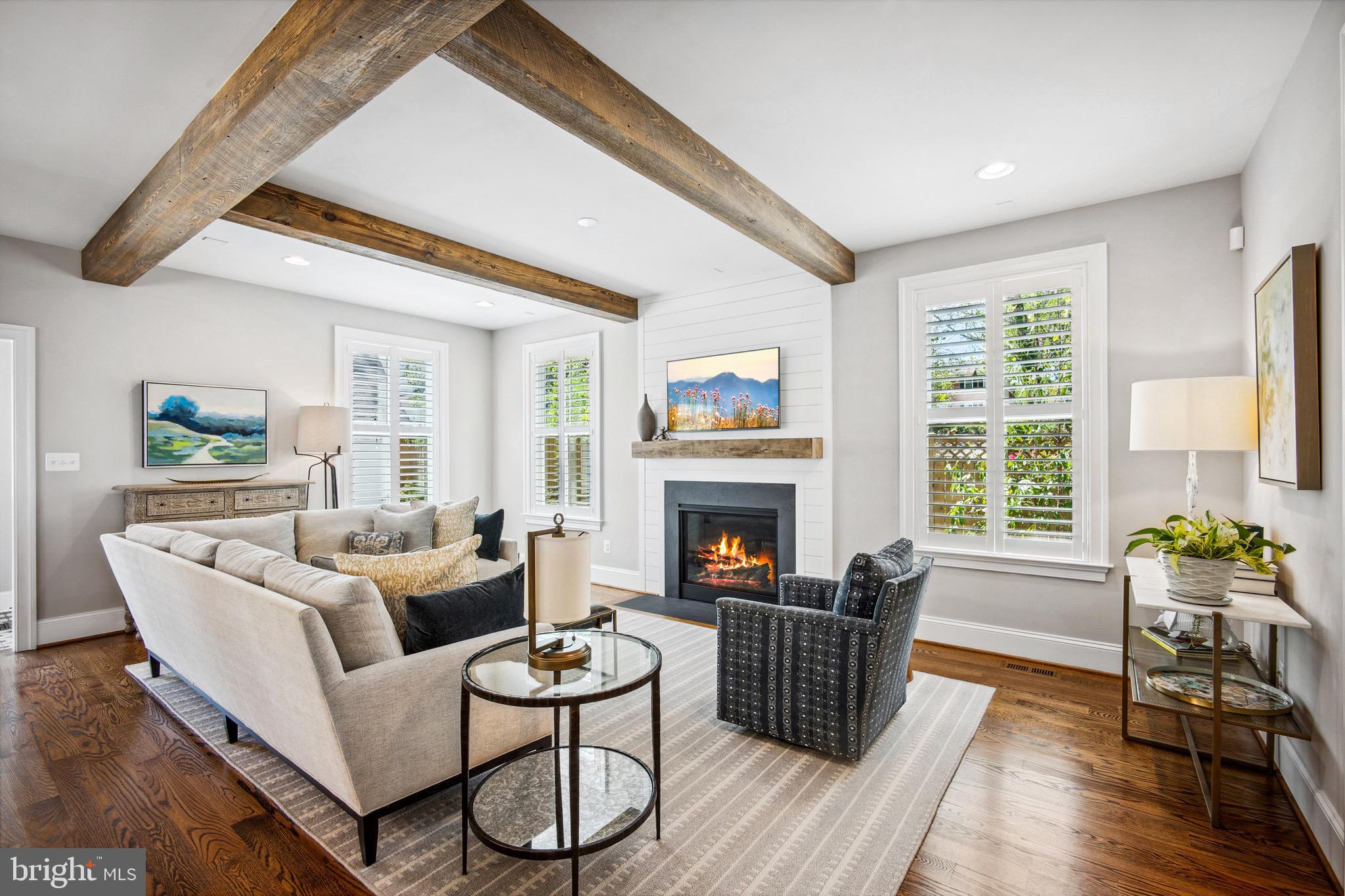 FALLS PARK - Residential