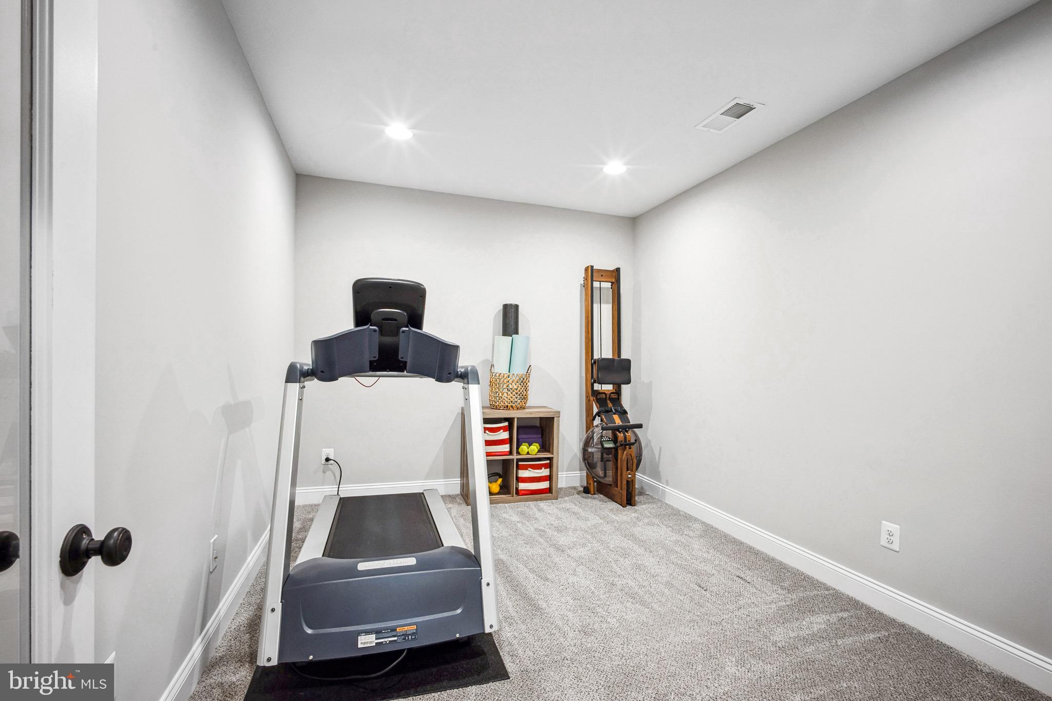 FALLS PARK - Residential