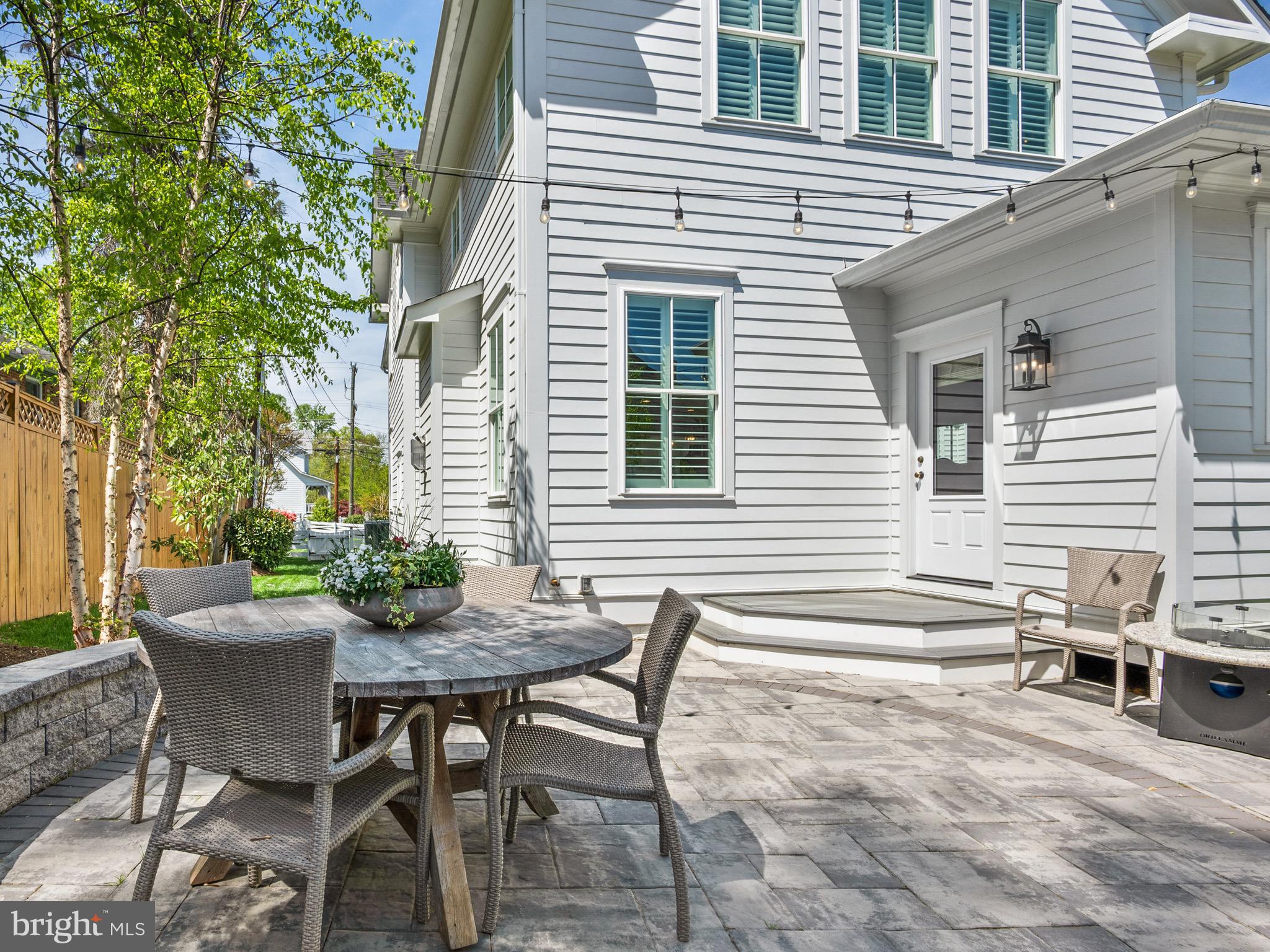 FALLS PARK - Residential