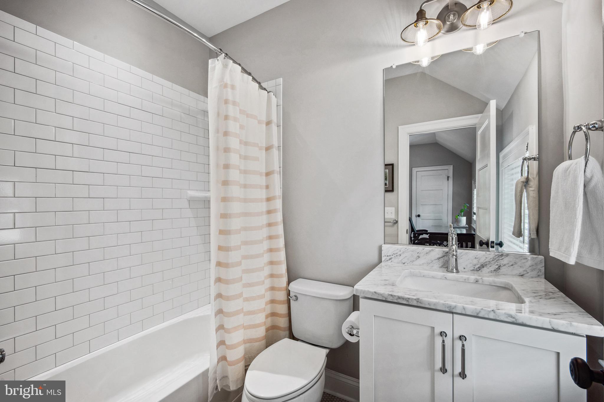 FALLS PARK - Residential