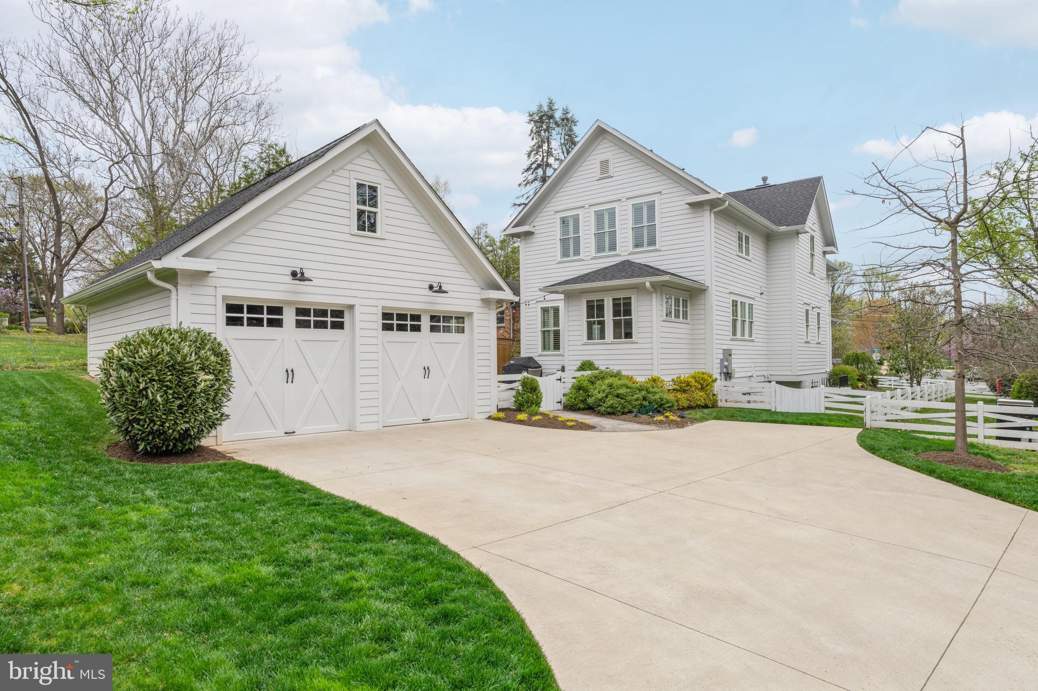 FALLS PARK - Residential