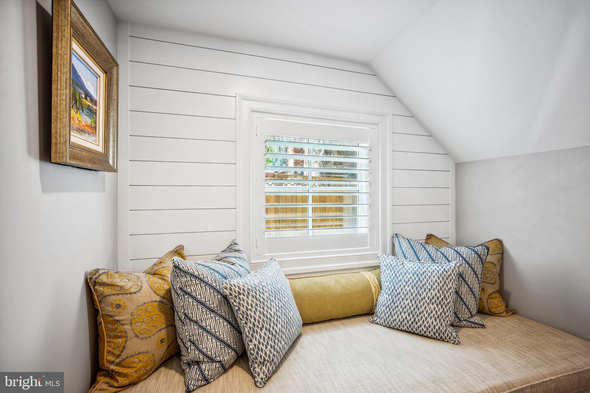 FALLS PARK - Residential