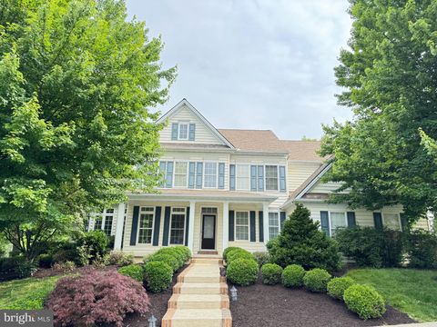 804 SAGE HILL DRIVE RED LION PA 17356
