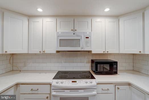 FRIENDSHIP HEIGHTS - Residential Lease