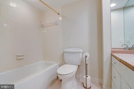 FRIENDSHIP HEIGHTS - Residential Lease