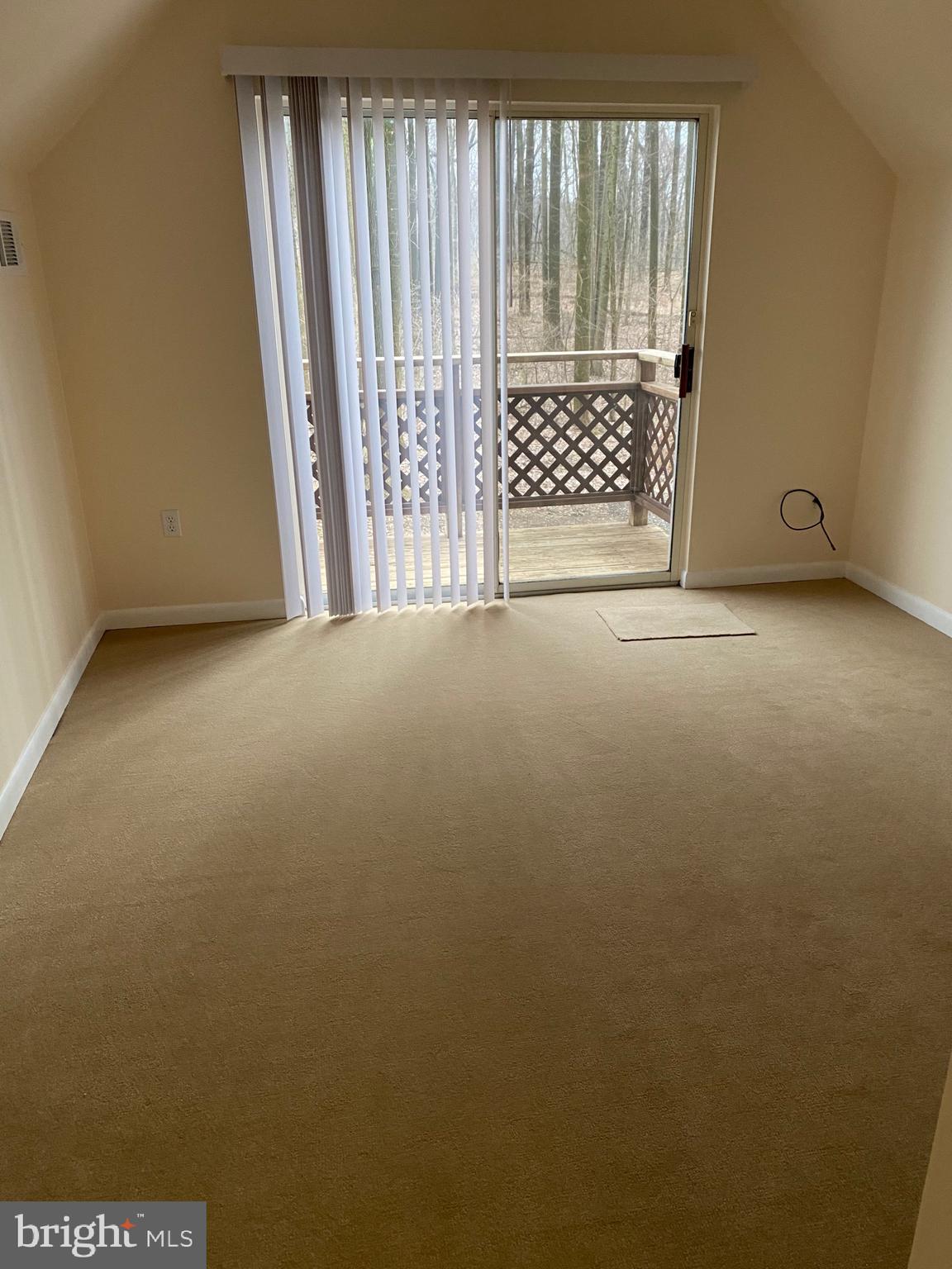 AUTUMNS EDGE - Residential