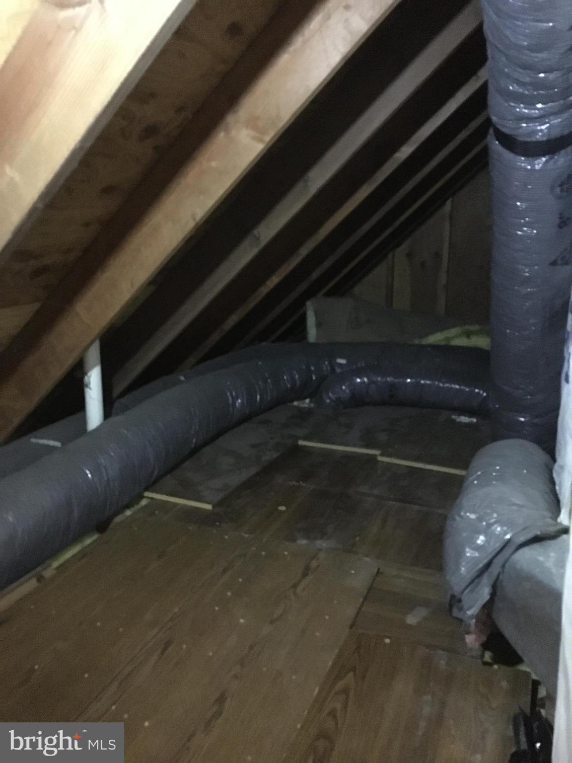 AUTUMNS EDGE - Residential