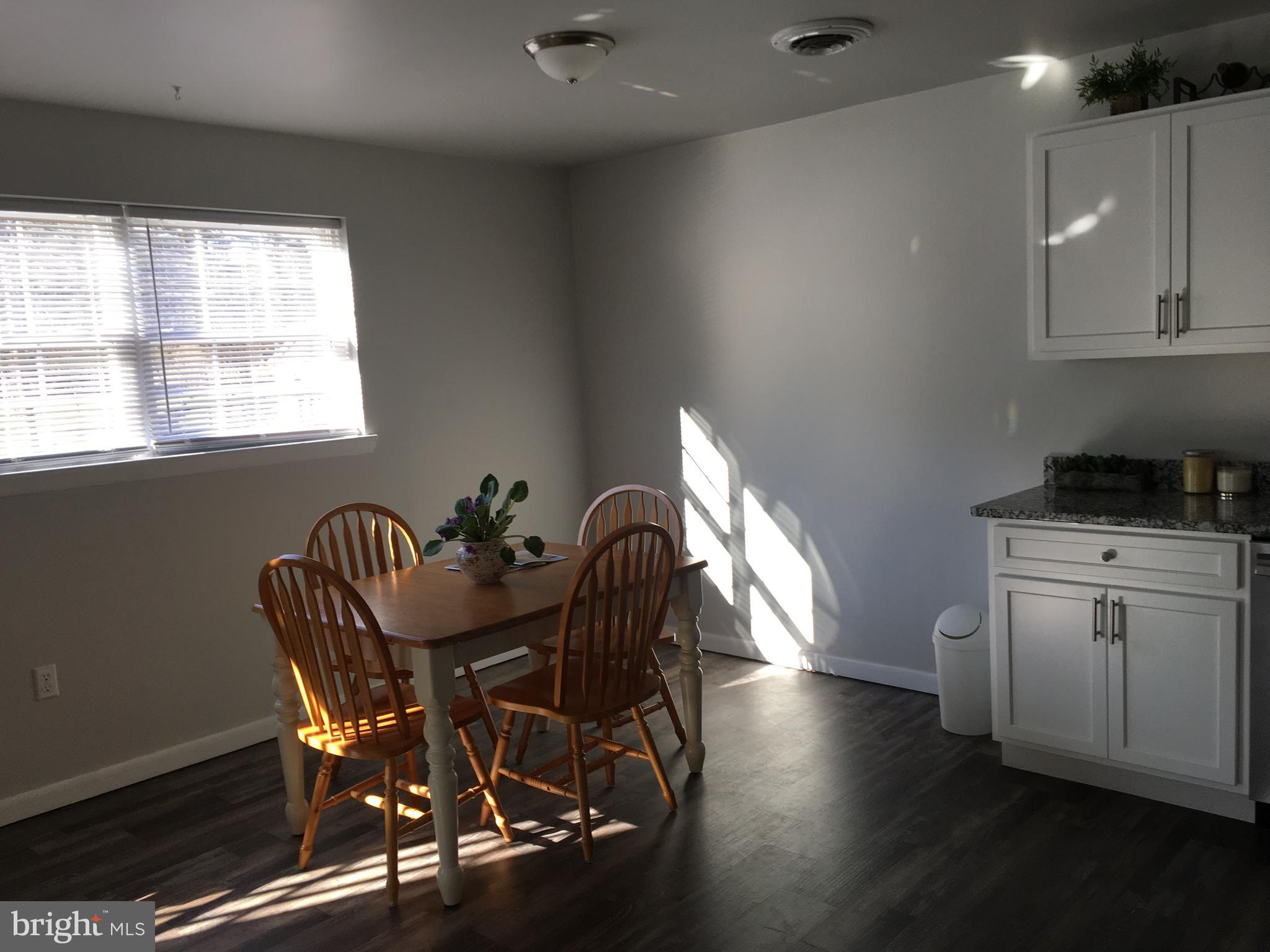 AUTUMNS EDGE - Residential