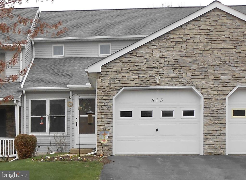 Photo of 518 Meadowlark Lane, MANHEIM, PA 17545 (MLS # PALA2068066)