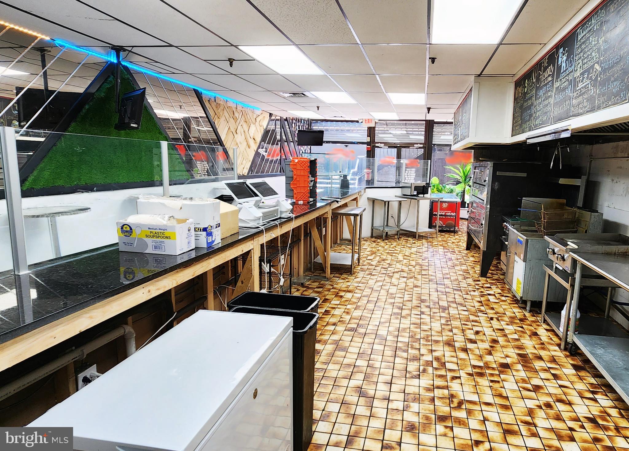 SOUTH STREET - Commercial Lease