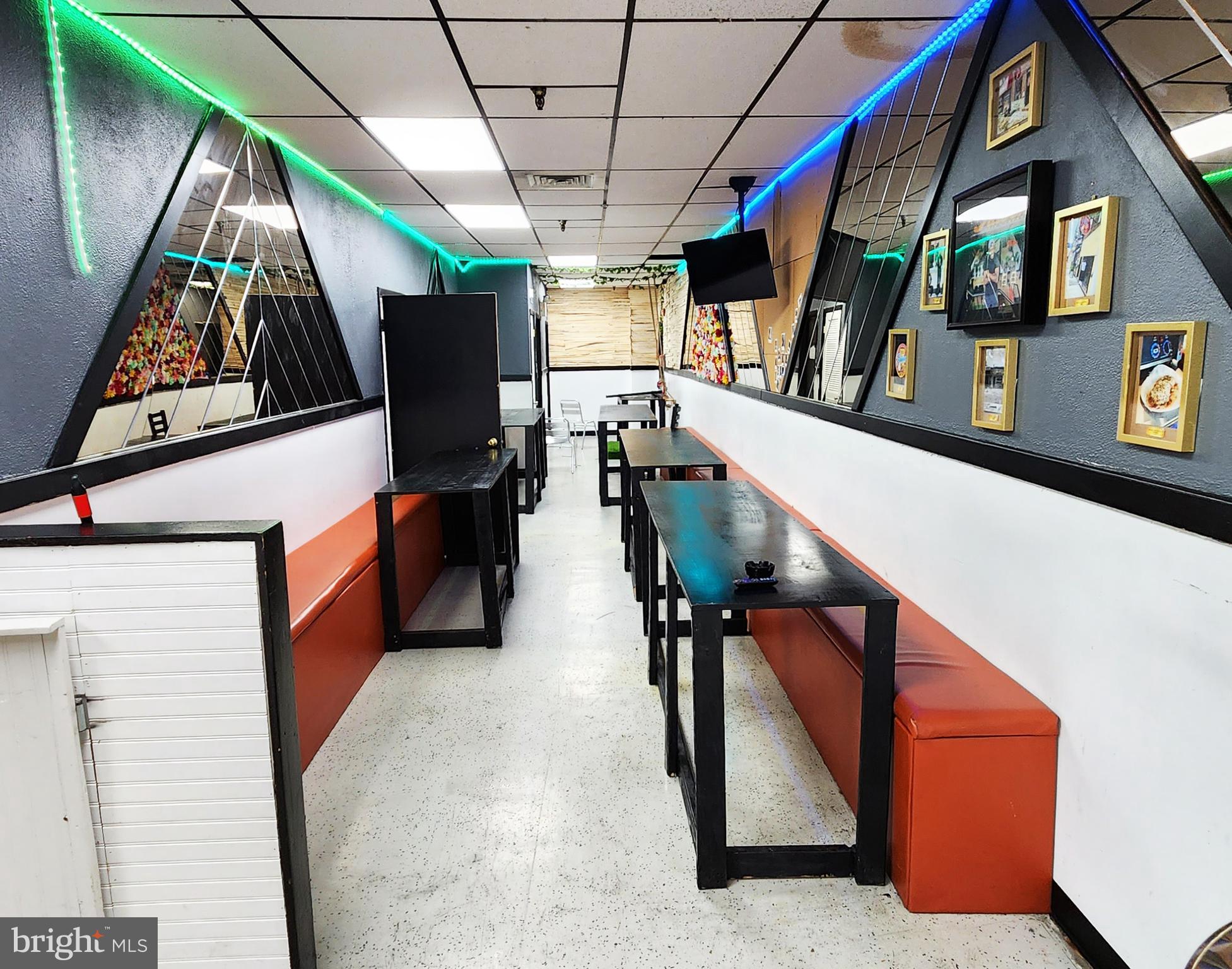 SOUTH STREET - Commercial Lease
