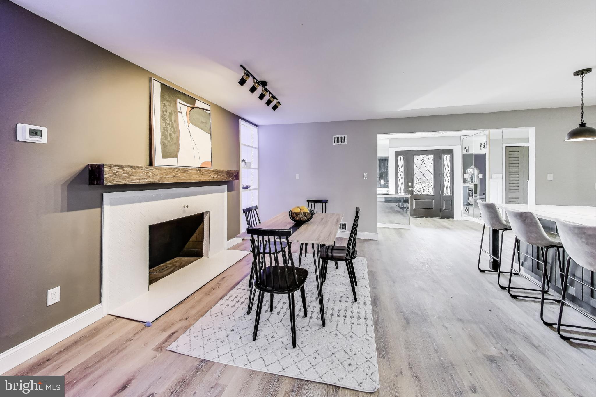 KENWOOD PARK - Residential