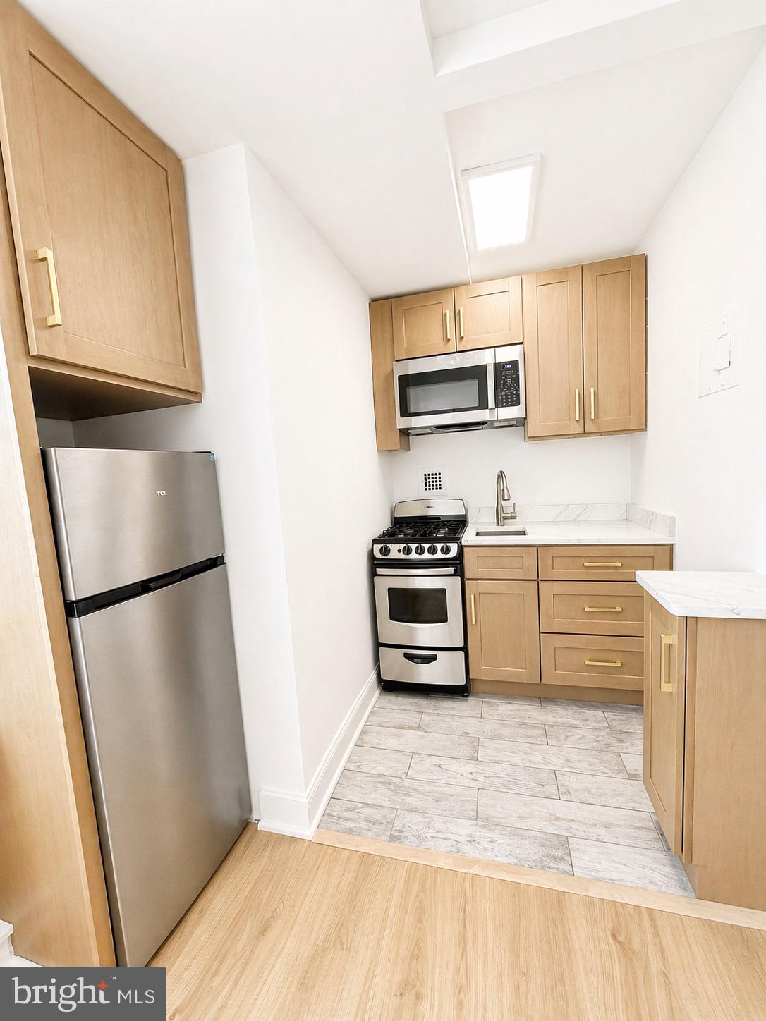 RIVER PLACE NORTH - Residential