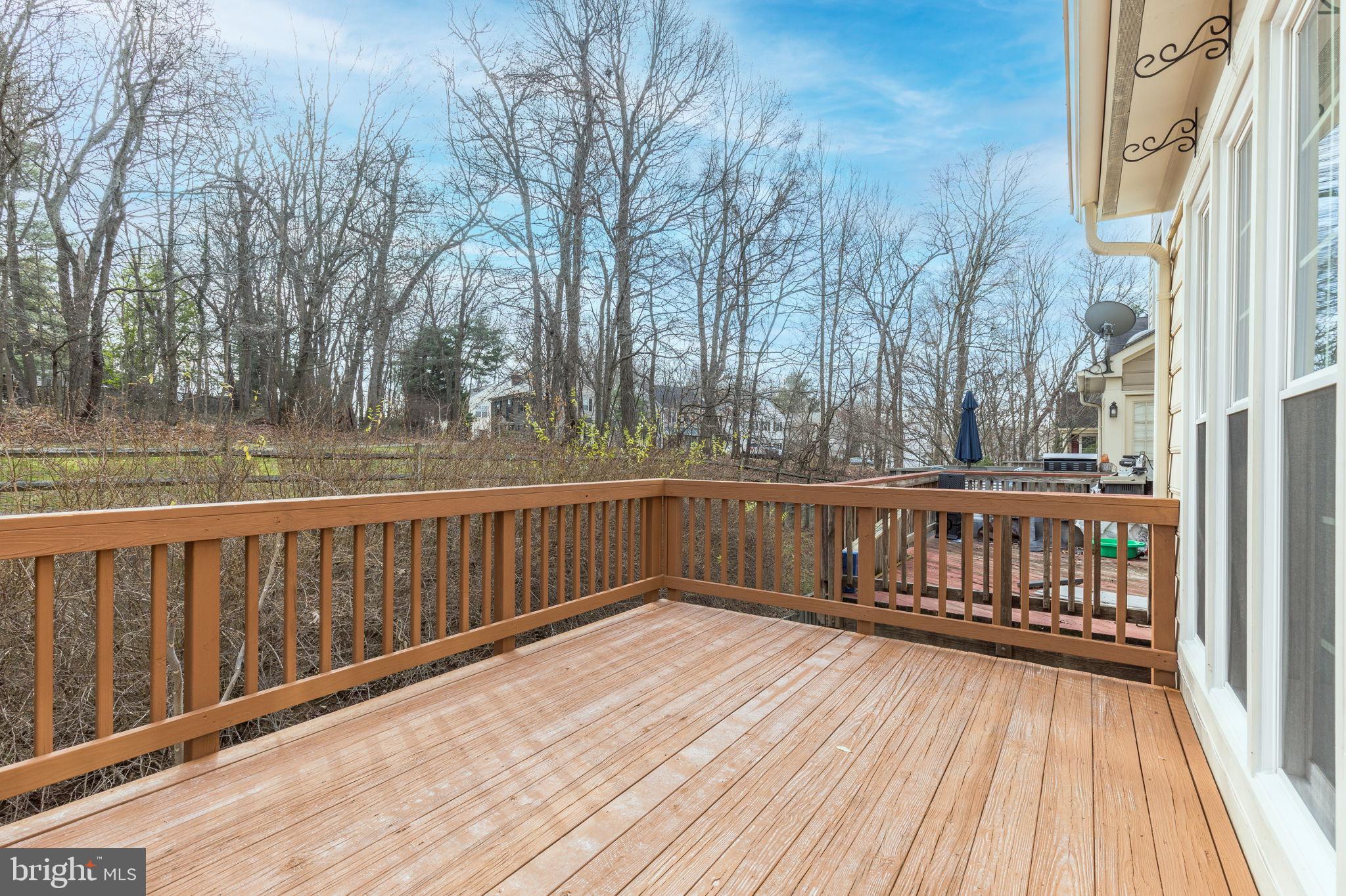 HOLLY POINTE - Residential Lease