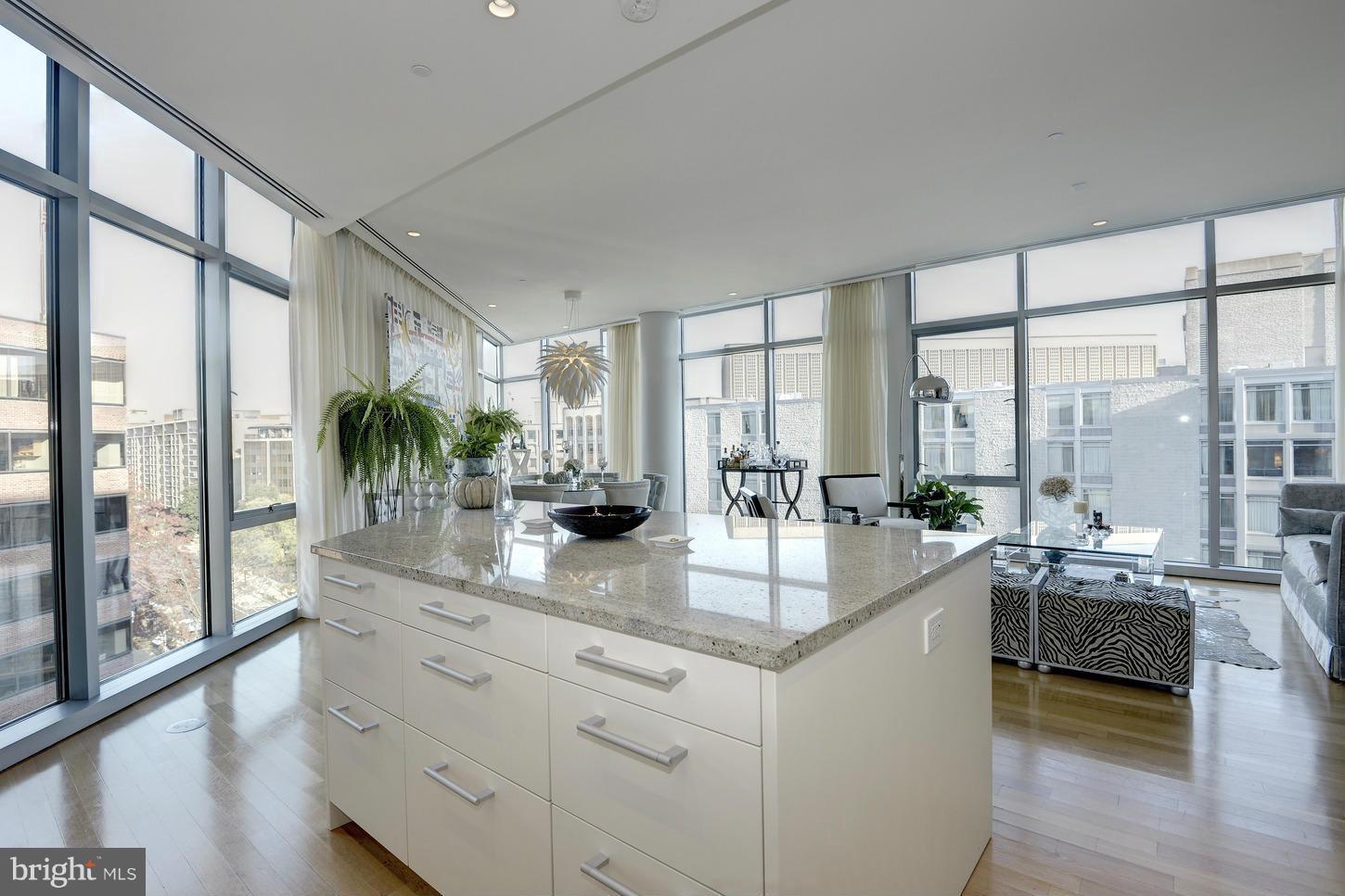 WEST END - Residential