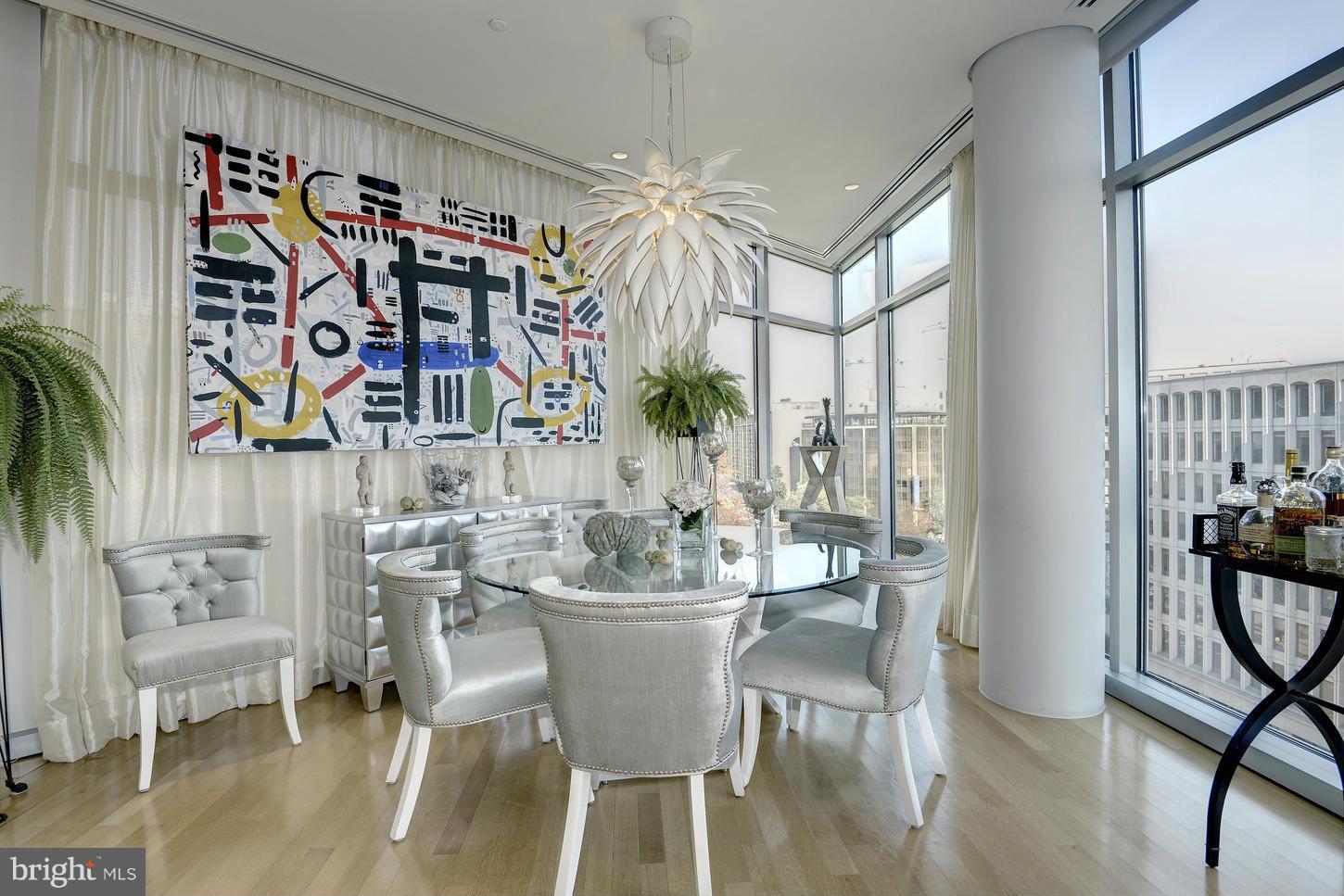 WEST END - Residential