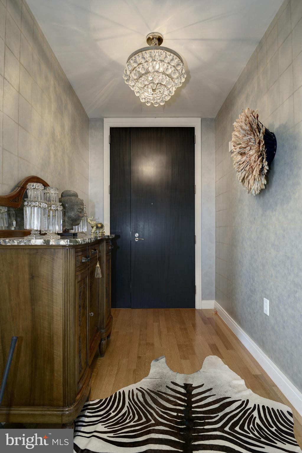 WEST END - Residential