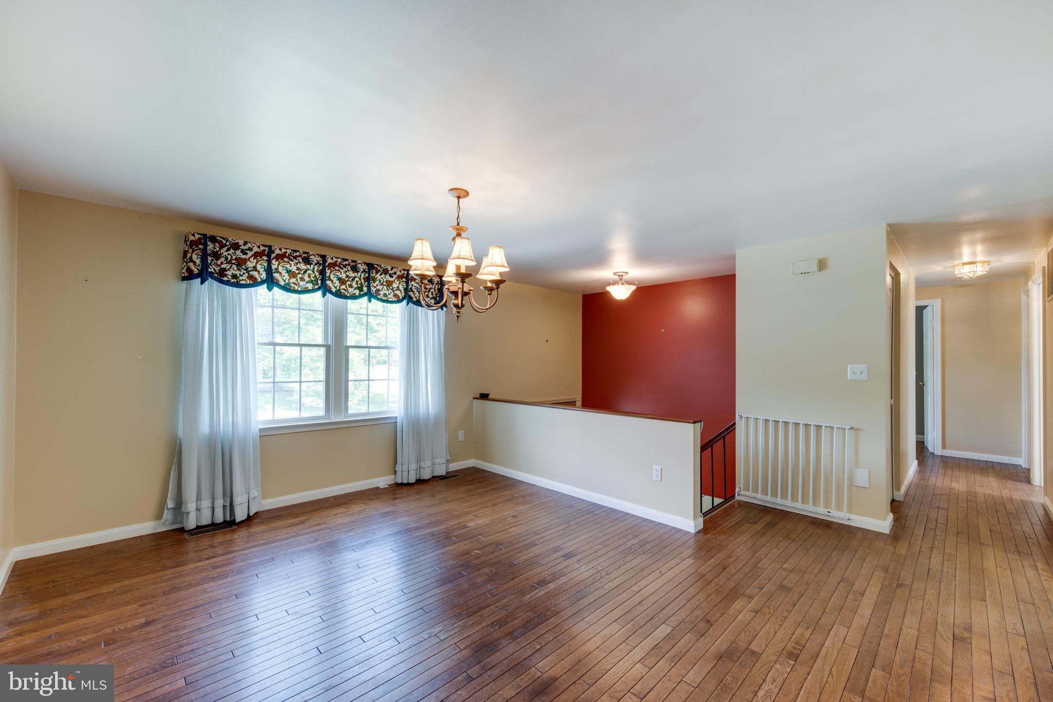 714 HYDE PARK DRIVE