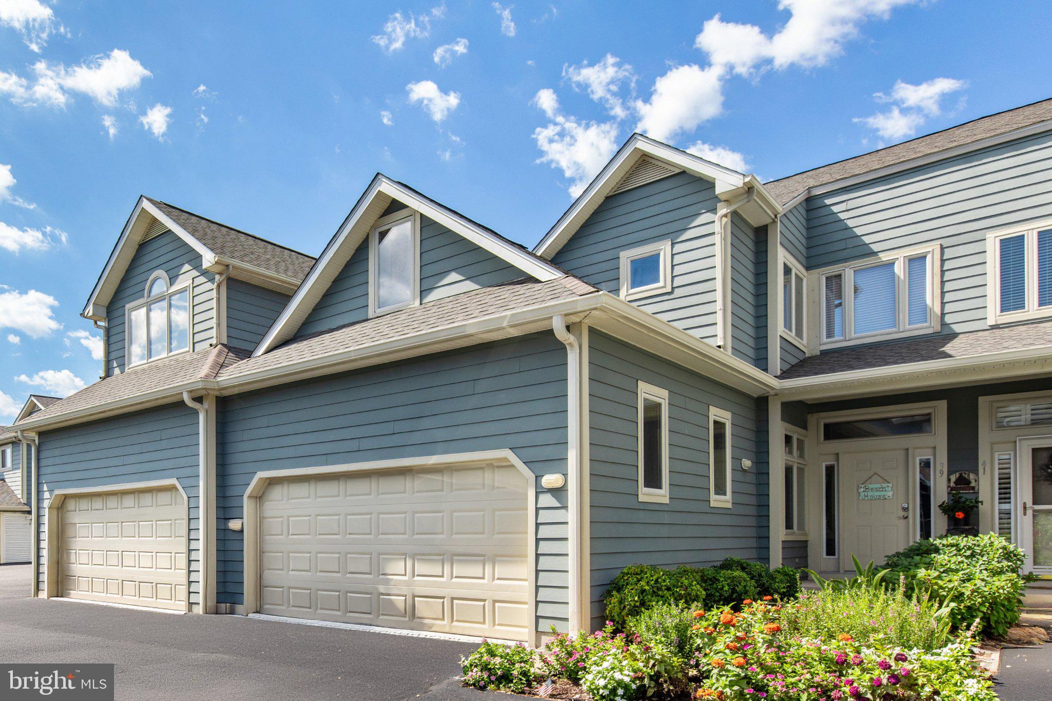 39 COTTONWOOD LANE
