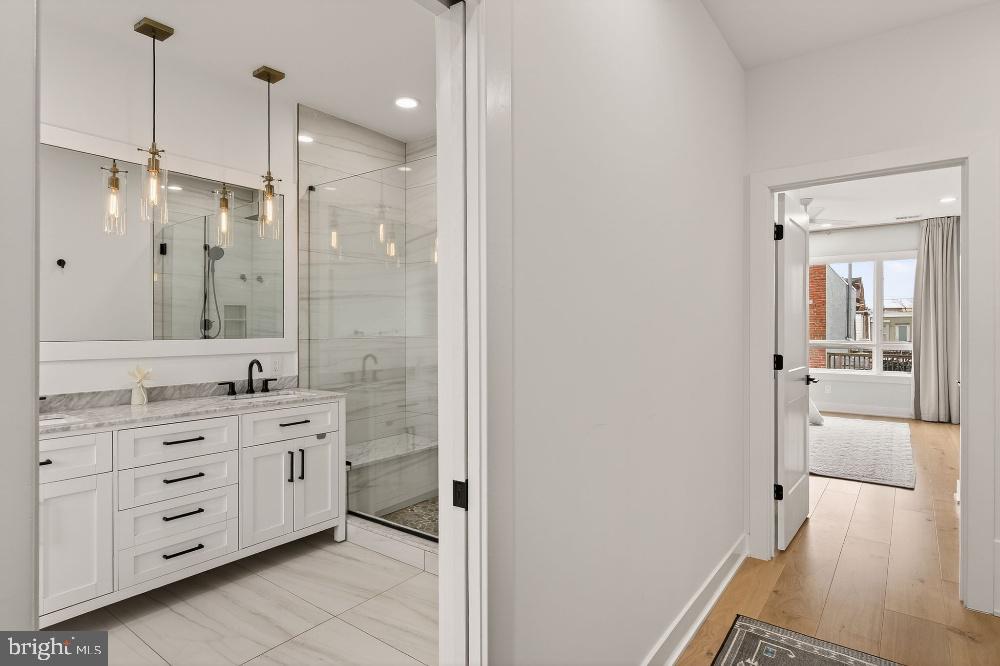 GRADUATE HOSPITAL - Residential