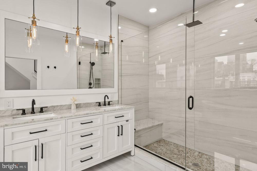 GRADUATE HOSPITAL - Residential