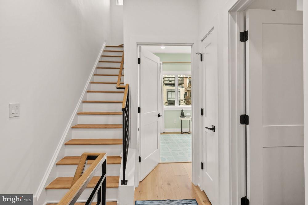 GRADUATE HOSPITAL - Residential