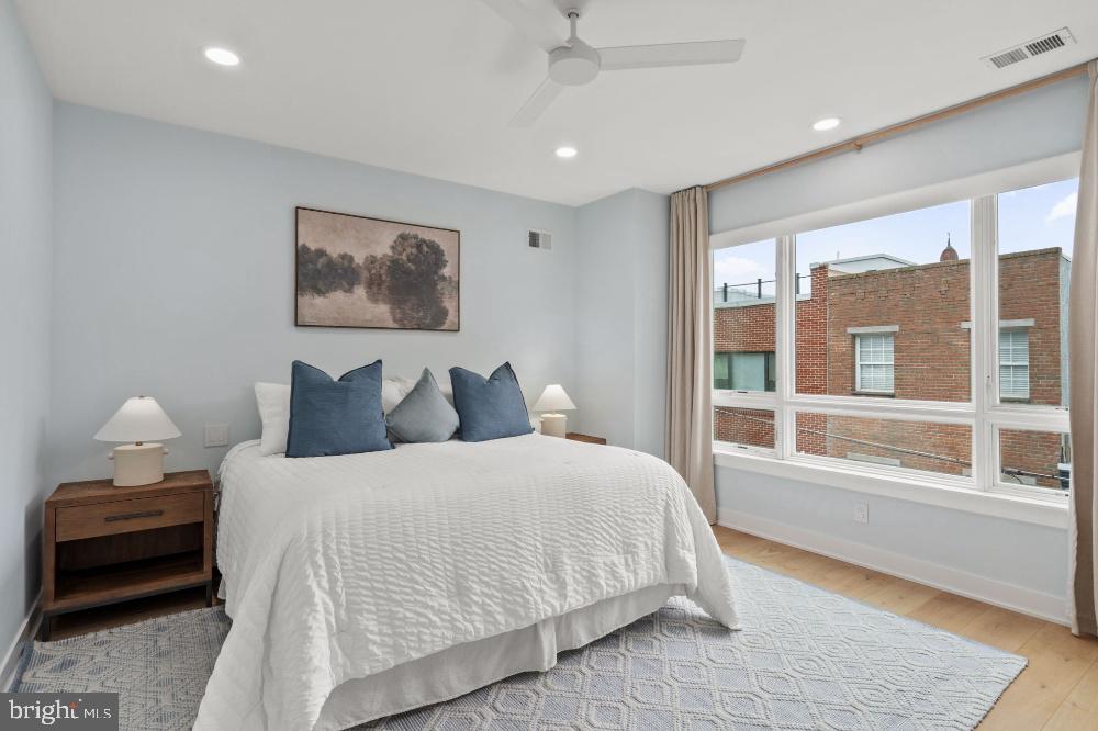 GRADUATE HOSPITAL - Residential