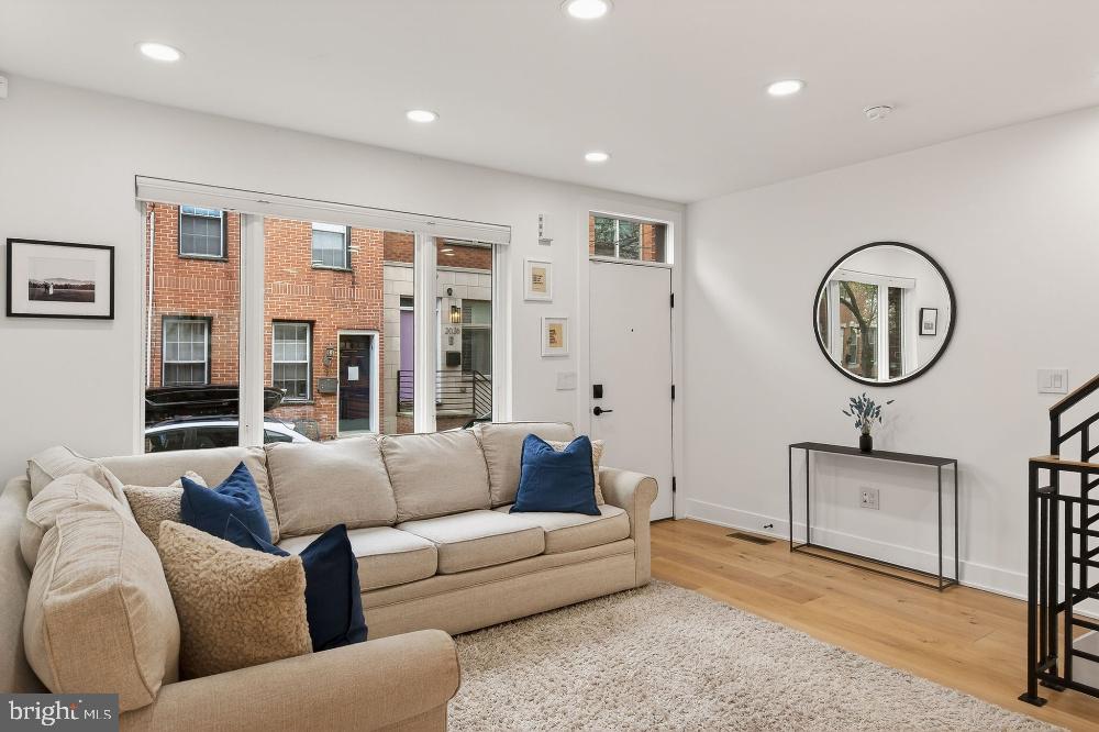 GRADUATE HOSPITAL - Residential