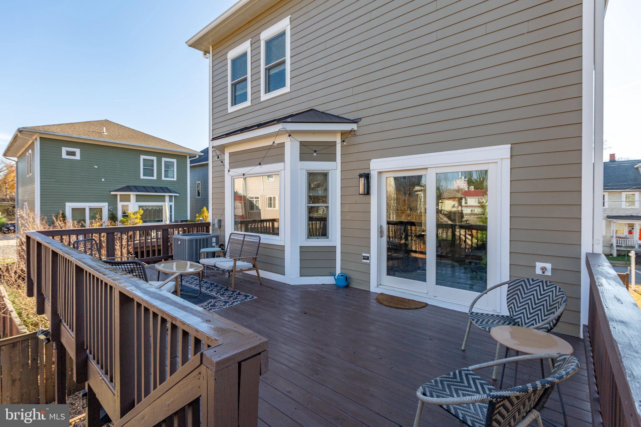 DOWNTOWN FREDERICKSBURG - Residential