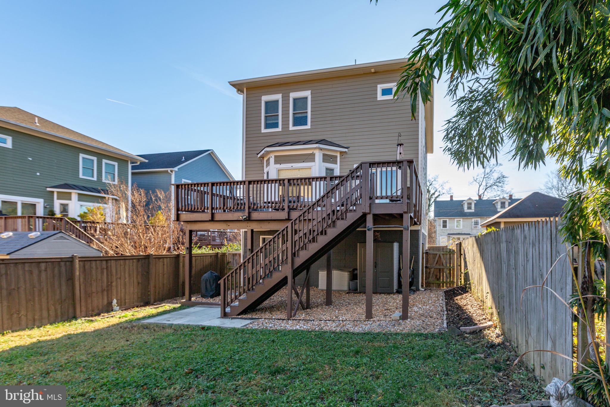 DOWNTOWN FREDERICKSBURG - Residential