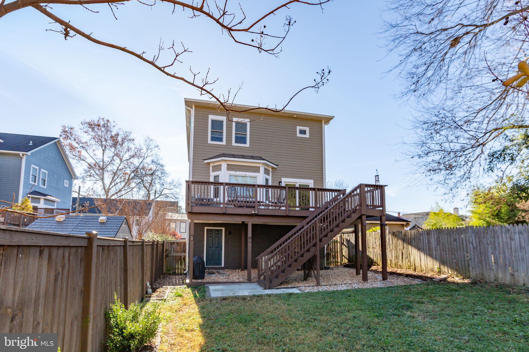 DOWNTOWN FREDERICKSBURG - Residential