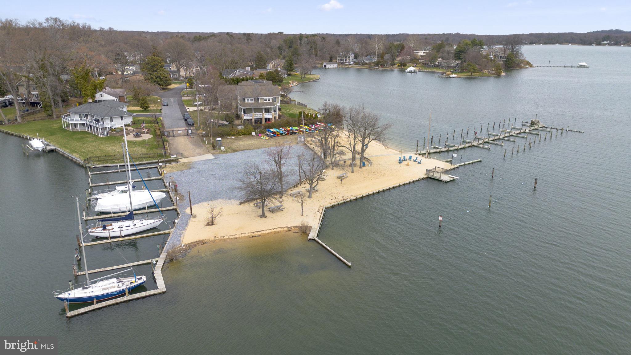 CAPE MCKINSEY - Residential