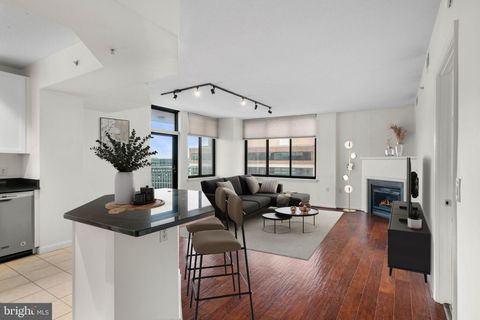 851 N GLEBE ROAD 1011 ARLINGTON VA 22203