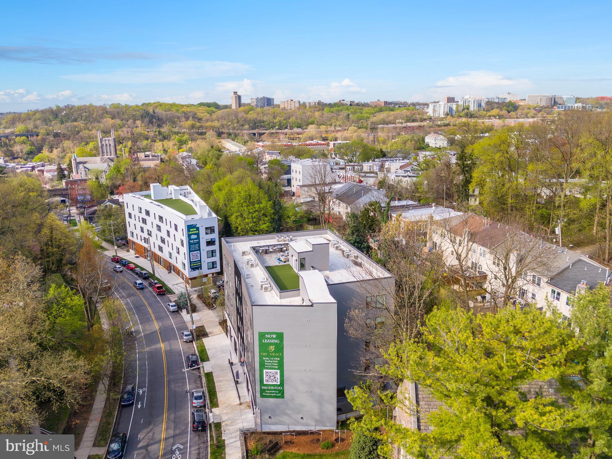 EAST FALLS - Commercial Sale