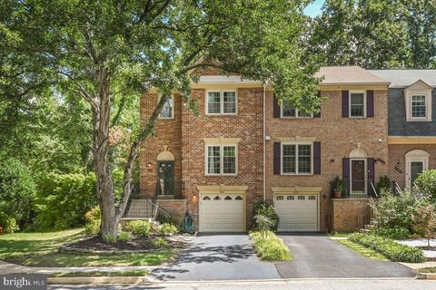 6800 WILD ROSE COURT SPRINGFIELD VA 22152