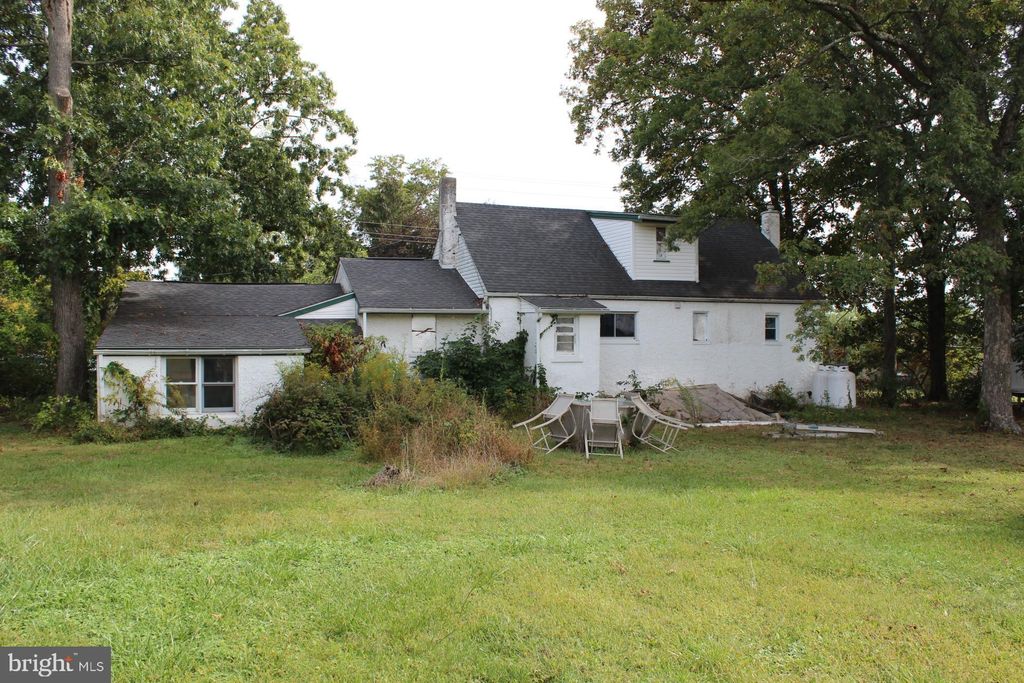 Photo of 119 N Limerick Road, ROYERSFORD, PA 19468 (MLS # PAMC2156724)