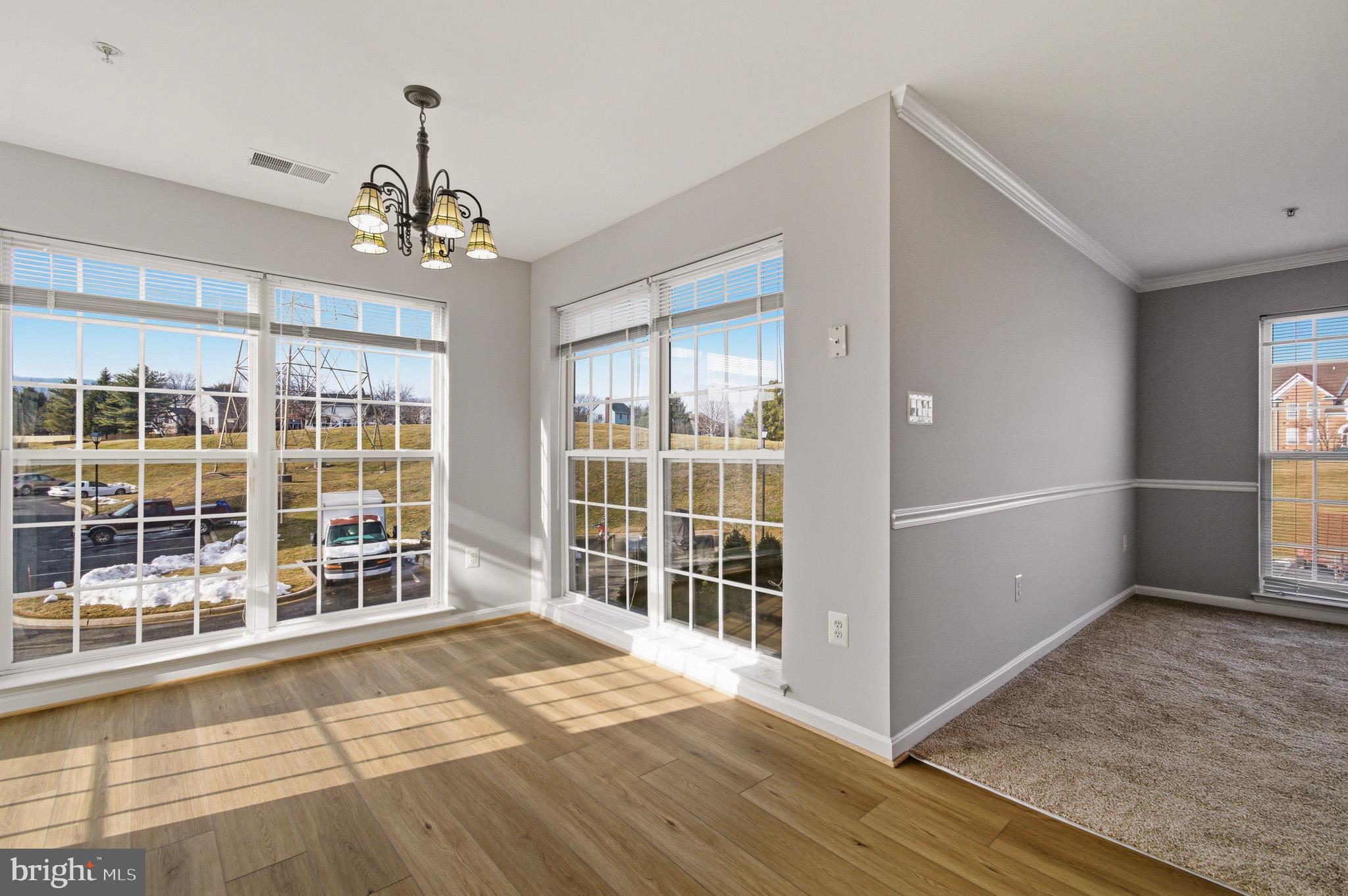 RIDGEVIEW - Residential