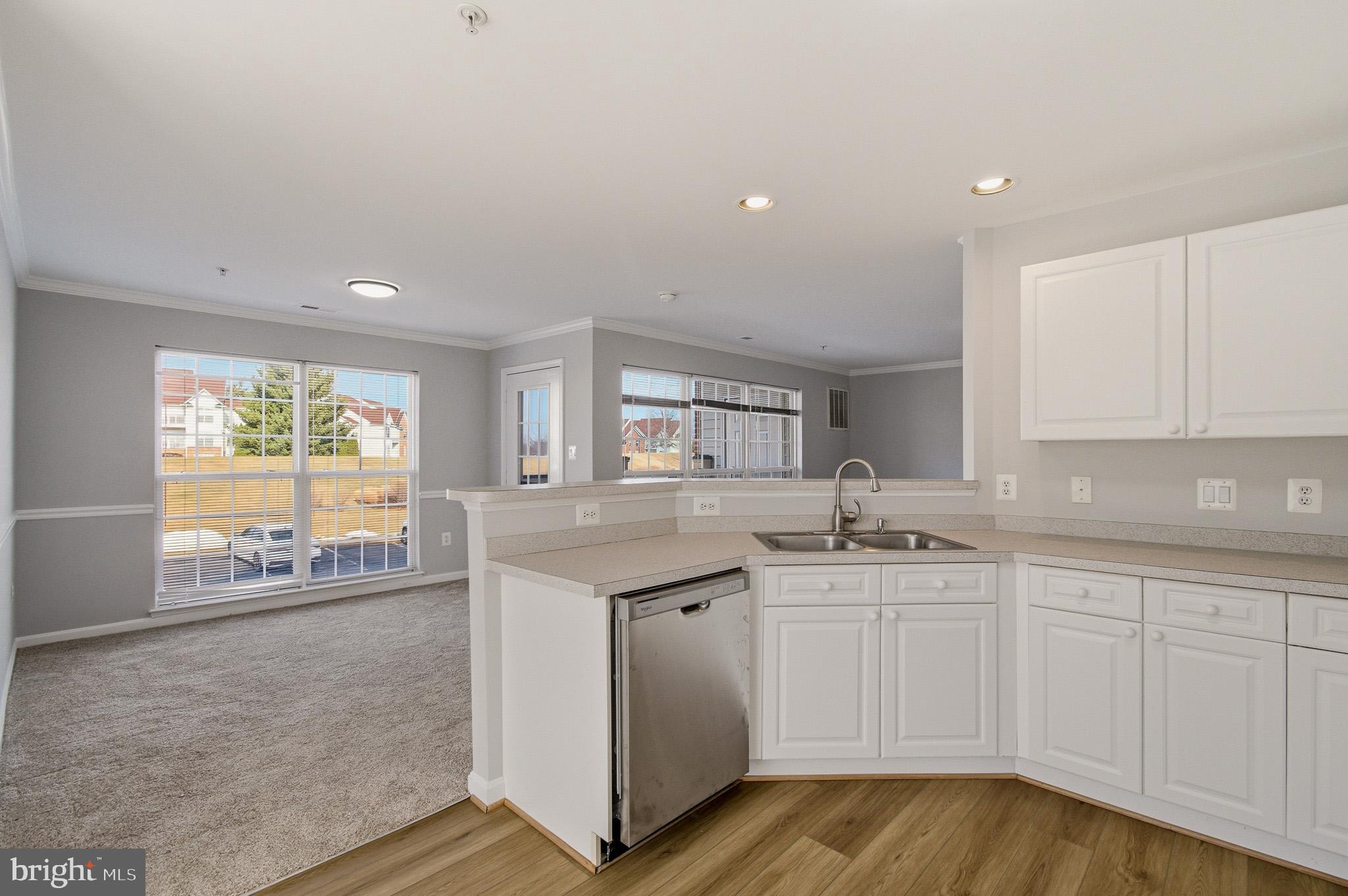 RIDGEVIEW - Residential