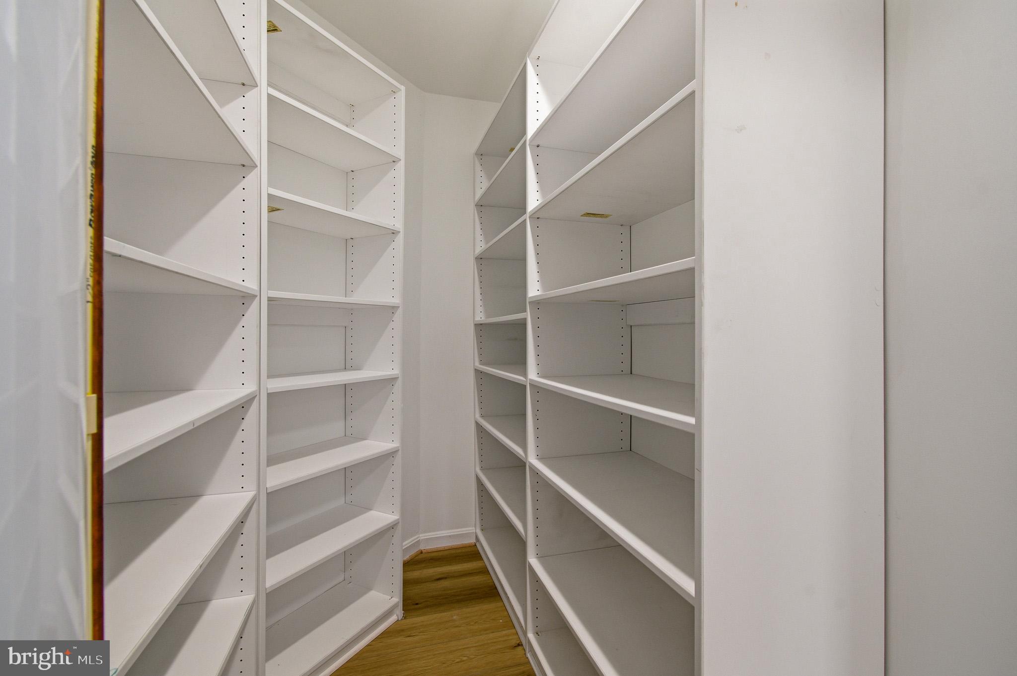 RIDGEVIEW - Residential