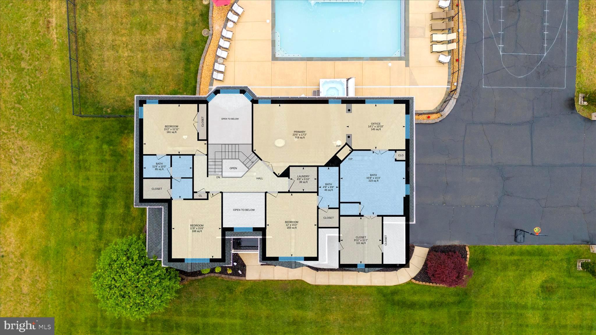OAKWOOD MANOR - Residential