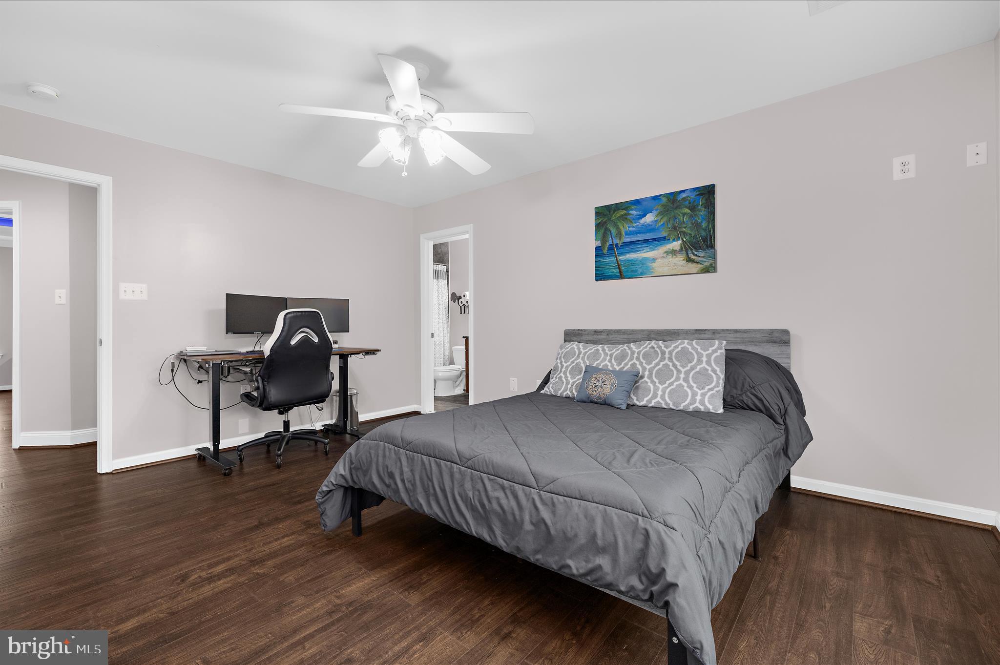 OAKWOOD MANOR - Residential